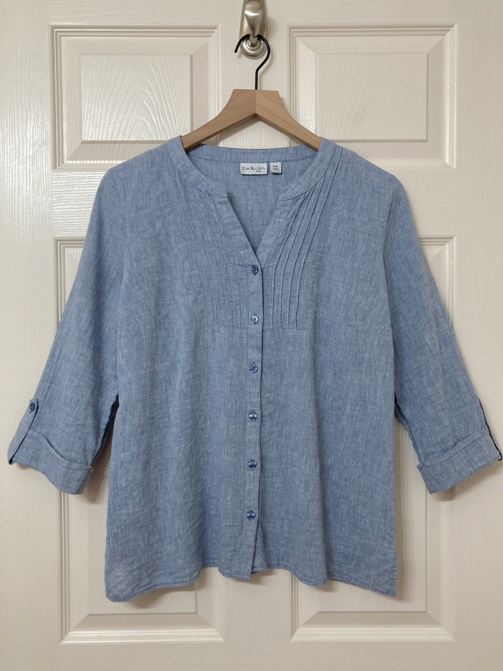Kim Rogers Linen Blend Chambray Blue Button Down Shirt Medium Coastal Grandma - Picture 1 of 6